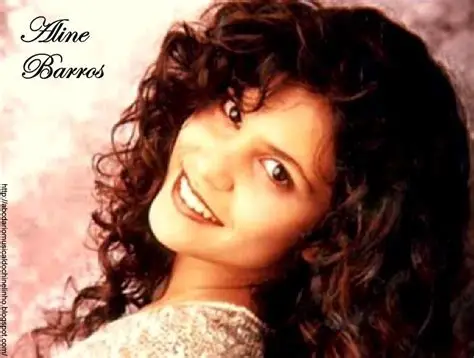 Aline Barros